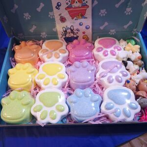 12pc Kids Bath Bombs Gift Set with Surprise  Charms Organic & Toy Dog Figures